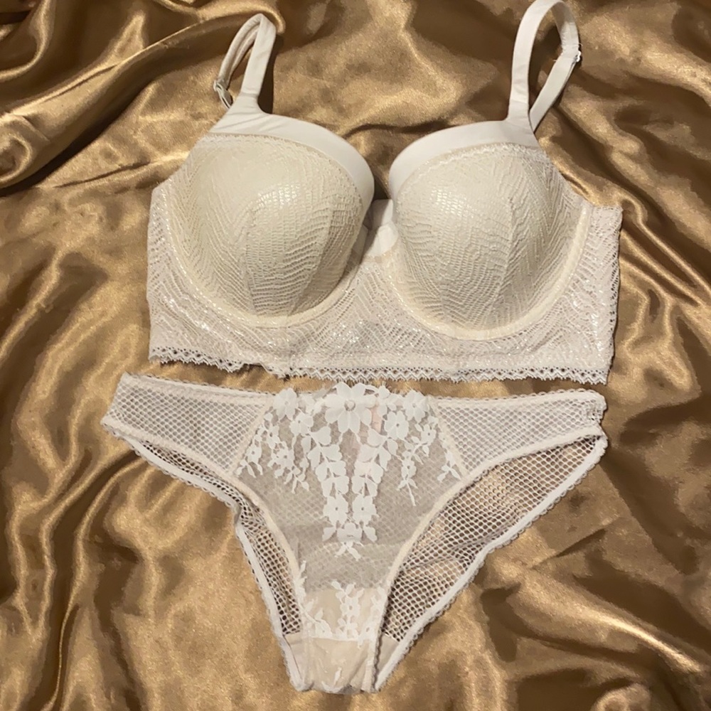 Victoria Secret bra and panty set